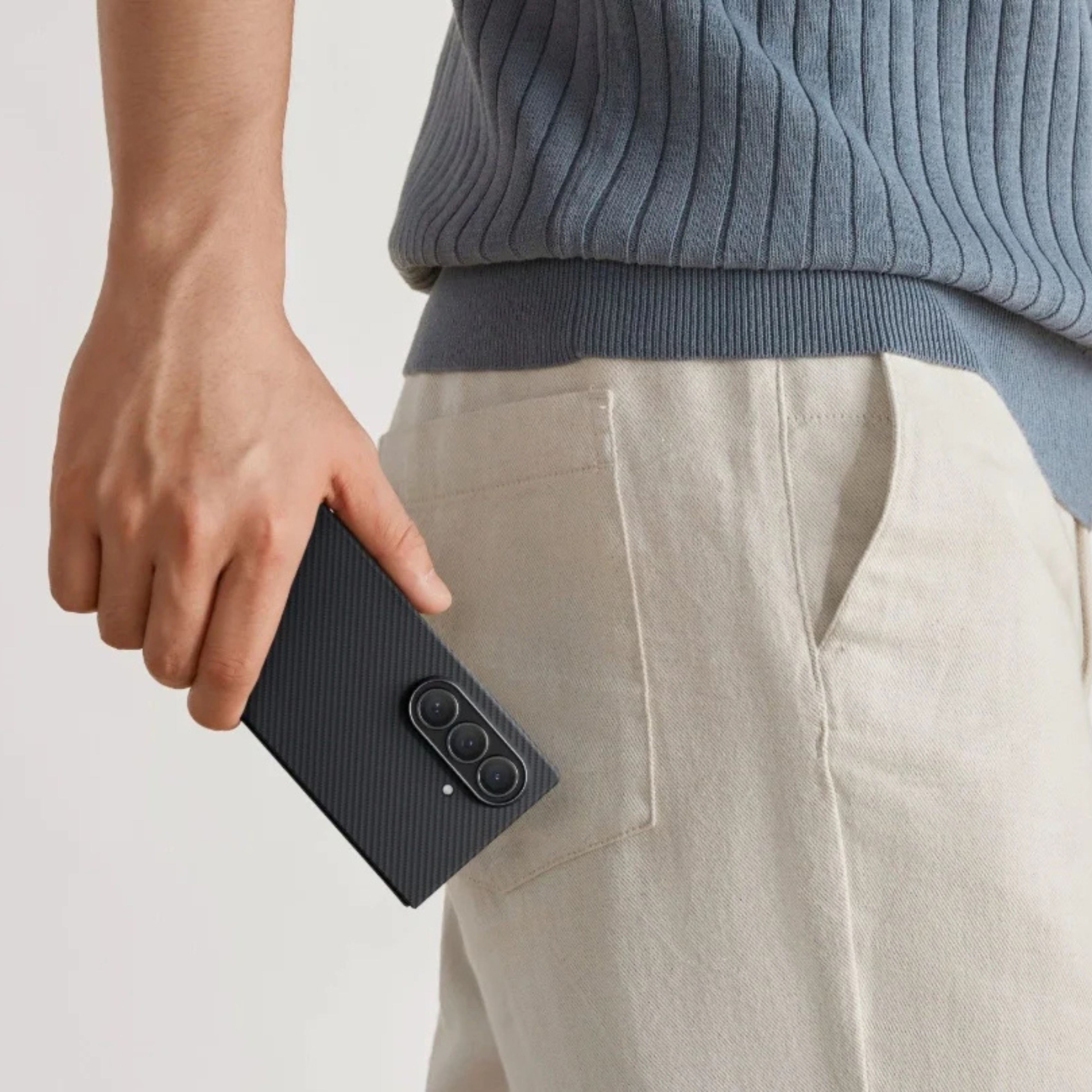 Чохол Pitaka Ultra-Slim Twill Black/Grey для Samsung Galaxy Z Fold 7 (FBFOLD7) - 3